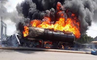 انفجار تانکر سوخت در یزد  <img src="https://cdn.jahannews.com/images/video_icon.png" width="16" height="16" border="0" align="top">