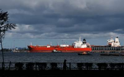 صادرات نفت روسیه با وجود تحریم‌ها پایدار ماند