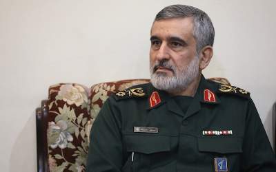 فیلم منتشرنشده از شهید حاجی‌زاده/ ما جایگاه‌هایی را اشغال کرده‌‌ایم، اگر خوب و به نفع نظام استفاده نکنیم، غاصب هستیم