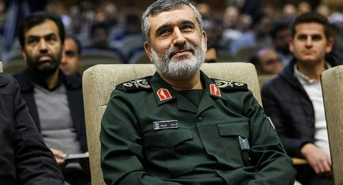 سید خوشتیپ سپاه از نظر شهید حاجی زاده سید خوشتیپ سپاه از نظر شهید حاجی زاده