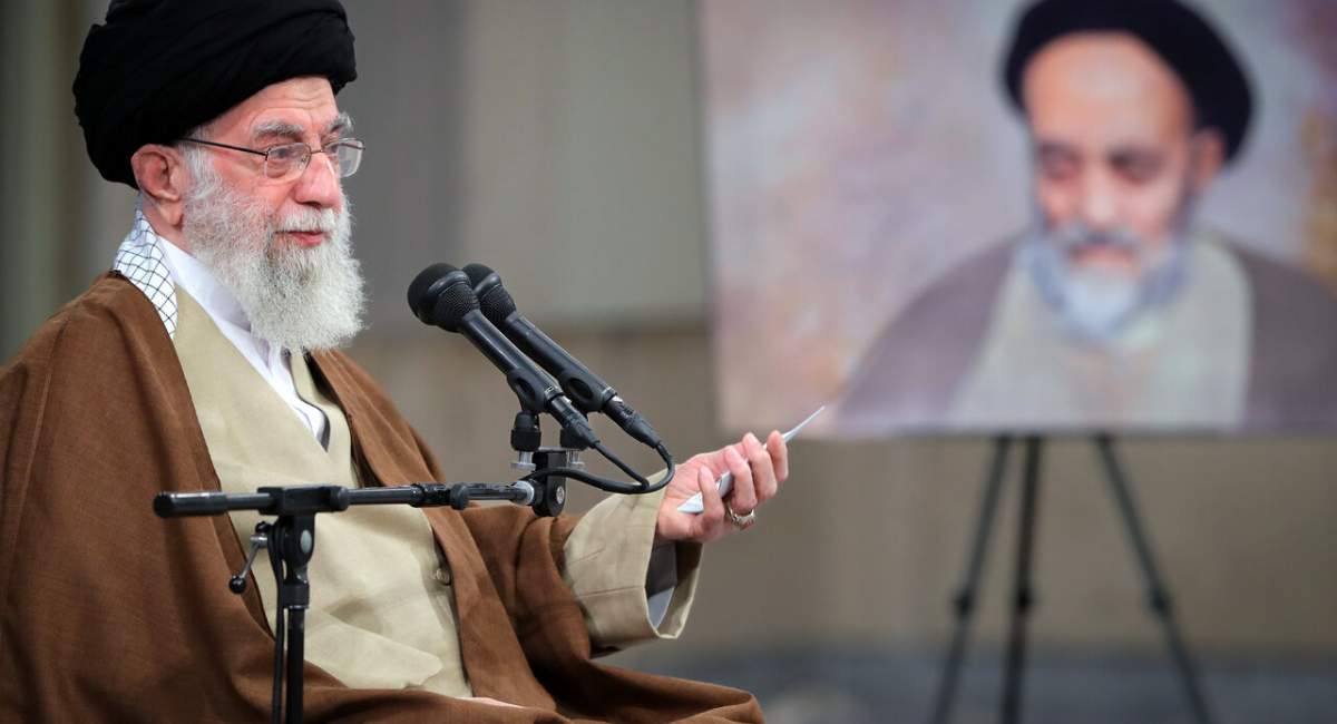 خاطرۀ شنیدنی رهبرانقلاب از علامه طباطبایی  