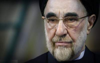 خاتمی آلزایمر دارد یا مشکل بینایی؟/ ۴ خواهرزاده خاتمی در راس بزرگ‌ترین هلدینگ‌های اقتصادی دولت ‌و کشور هستند