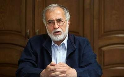 عطریانفر: حداقل انتظار از پزشکیان افزایش نظارت بر وزرا است/ استعفای رئیس‌جمهور بیشتر شبیه یک طنز است