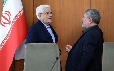 عکس/ حضور عارف در جلسه امروز دولت