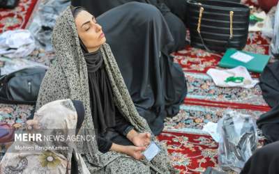 عکس/ مردم از خدا طلب باران رحمت دارند