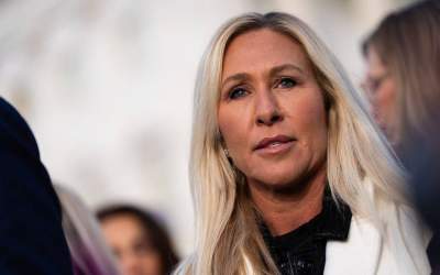 جنگ قدرت در ارودگاه ترامپ