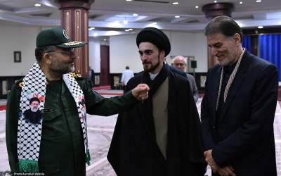 عکس/ احمد خمینی در گردهمایی طلاب بسیجی!