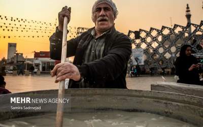 آیین سنتی سمنوپزان در میدان امام حسین تهران  <img src="https://cdn.jahannews.com/images/picture_icon.png" width="16" height="16" border="0" align="top">