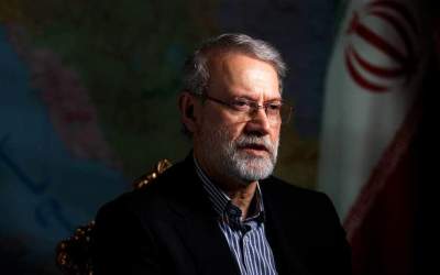 لاریجانی: مذاکرات واقعی را می‌پذیریم!