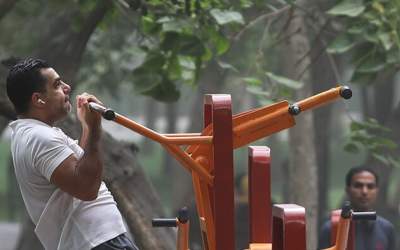 هرگونه فعالیت ورزشی در فضای باز فعلا ممنوع است