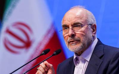 رئیس مجلس در نشست خبری: باید دولت را برای ترمیم کابینه متقاعد کرد/ استیضاح آخرین ابزار قانونی است/ انتقاد از مصوبه بنزینی دولت