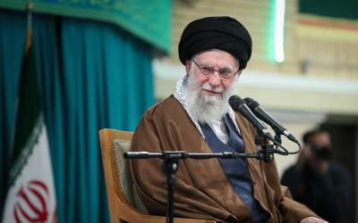 رهبرانقلاب: مردان باید محبت به زنان را ابراز کنند  <img src="https://cdn.jahannews.com/images/video_icon.png" width="16" height="16" border="0" align="top">