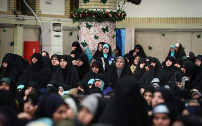 عکس/ تزئین زنانه حسینیه امام خمینی(ره)