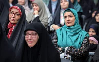 عکس/ خاله نرگس در بیت رهبری