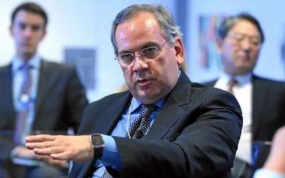 آقای سریع‌القلم! فقرا بر خلاف اشراف حس همدردی بیشتری با دیگران دارند