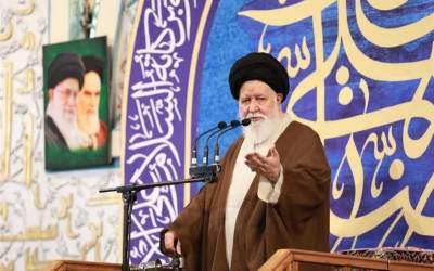 آیت‌الله علم الهدی: گران‌فروشان ستون پنجم دشمن هستند