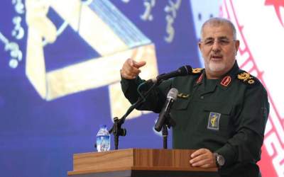 سرلشکر پاکپور: تسلیحات به هوش مصنوعی مجهز شوند