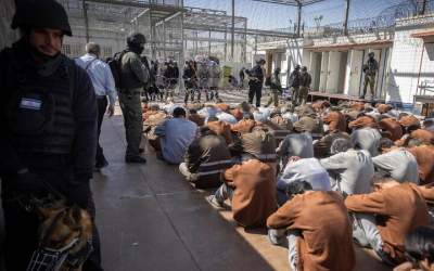 شرایط غیرانسانی زندان‌های زیرزمینی اسرائیلی‌ها  <img src="https://cdn.jahannews.com/images/video_icon.png" width="11" height="10" border="0" align="top">