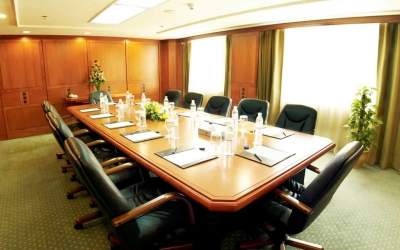 «سرو میوه و شیرینی» در جلسات اداری ممنوع شد