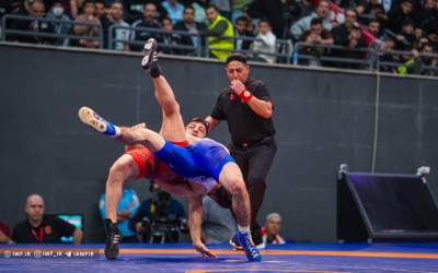 کری پرسپولیسی‌ها برای استقلال