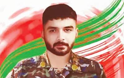 گفتگو با خانواده سرباز پدافند ارتش/ داوطلبانه به محل خدمت برگشت و شهید شد