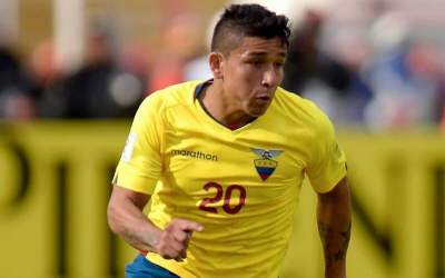 قتل یک بازیکن فوتبال به ضرب گلوله