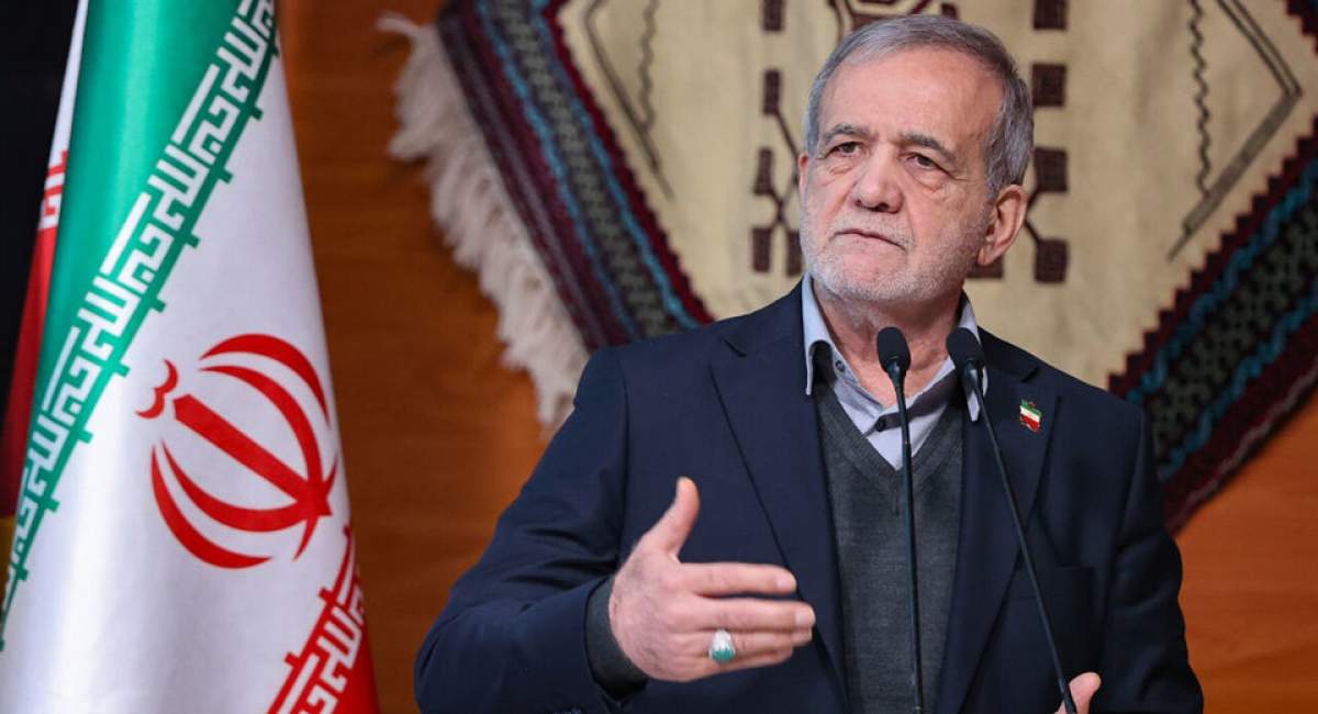 سوء استفاده رسانههای معاند از اظهارنظر پزشکیان سوء استفاده رسانههای معاند از اظهارنظر پزشکیان