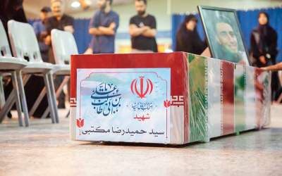 گفتگو با مادر شهید مکتبی/ شکرگزار شهادت پسرم حمیدرضا هستم