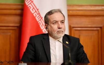 عراقچی: با روسیه مشورت‌های سیاسی نزدیک داریم