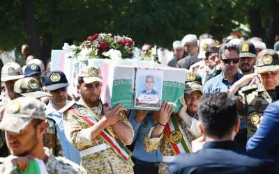 گفتگو با همسر شهید محسن آین/ جانش را فدا کرد تا مانع گسترش خسارات شود