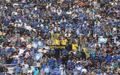 دیدار استقلال سپاهان با ۶۰ هزار تماشاگر