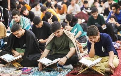 محبوب‌ترین گردهمایی معنوی جوانان ایران/ دهه هشتادی و نودی‌ها پیشتاز اعتکاف