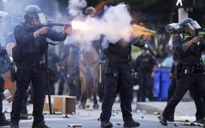 دلیل کشته شدن زن مهاجر توسط پلیس آمریکا  <img src="https://cdn.jahannews.com/images/video_icon.png" width="11" height="10" border="0" align="top">