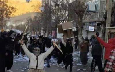 از اعتراض اجتماعی اسلحه بیرون نمی‌آید