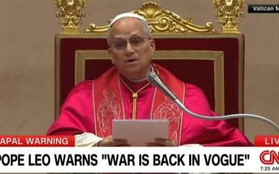 پاپ نسبت به باب شدن جنگ در جهان هشدار داد