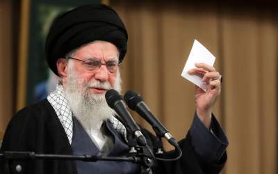 شش نکته از متن و حاشیه دیدار رهبر انقلاب با مردم قم/ از حضور معنادار تا یک پیش‌بینی در مورد ترامپ