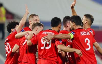 شمس‌آذر - تراکتور در آستانه لغو