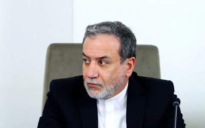 عراقچی: ایران برای مقابله با آمریکا آماده است