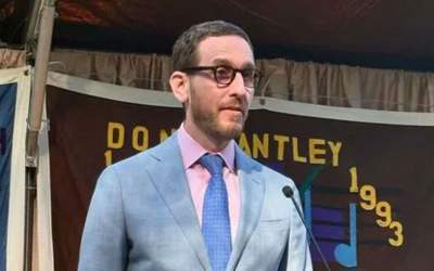 اعتراف سناتور یهودی آمریکایی به نسل‌کشی در غزه