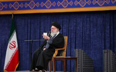 ۲۲ دی به یک روز تاریخی مثل ۲۲ بهمن تبدیل شد  <img src="https://cdn.jahannews.com/images/video_icon.png" width="11" height="10" border="0" align="top">