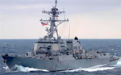 ارتش چین بر عبور ناو آمریکایی نظارت می‌کند