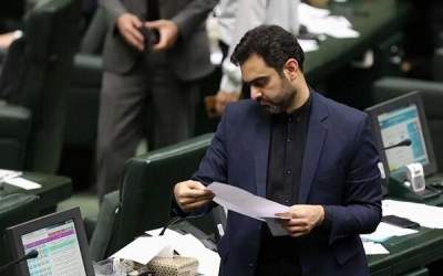 ثابتی: وزارت اطلاعات پاسخ تاخیر در قطع اینترنت را بدهد