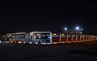 ورود ۱۵ اتوبوس دوکابین جدید به تهران/ ۲۰ اتوبوس دیگر هفته آینده می‌رسد