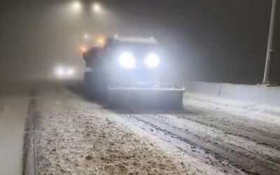 برف سنگین در گردنه‌های همدان +فیلم  <img src="https://cdn.jahannews.com/images/video_icon.png" width="11" height="10" border="0" align="top">