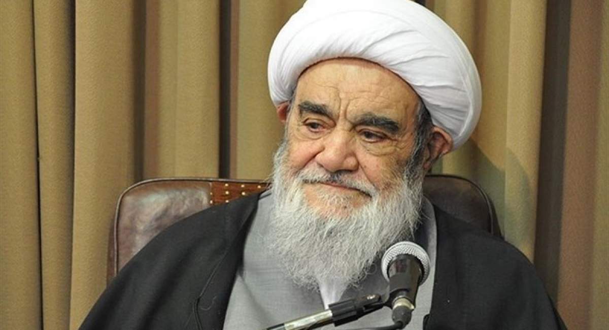 از عاق والدین فرزندان چه می دانیم؟/ آیت الله مظاهری  