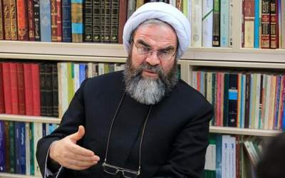 غرویان، روحانی اصلاح طلب: سیاست‌های جهانی ما باید به‌گونه‌ای باشد که دچار مشکل نشویم!/ تقابل تا کجا باید ادامه داشته باشد؟!/ باید تقیه کنیم و دشمنی‌ها را بروز ندهیم!