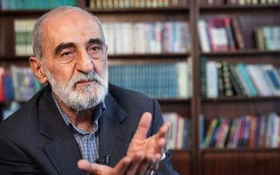 شریعتمداری: دولت و مجلس چرا و با کدام توضیح قابل قبولی از پیمان ان‌پی‌تی خارج نمی‌شوند؟/ قانون الزام دولت به تعلیق همکاری با آژانس آنگونه که باید به اجرا در نیامد!