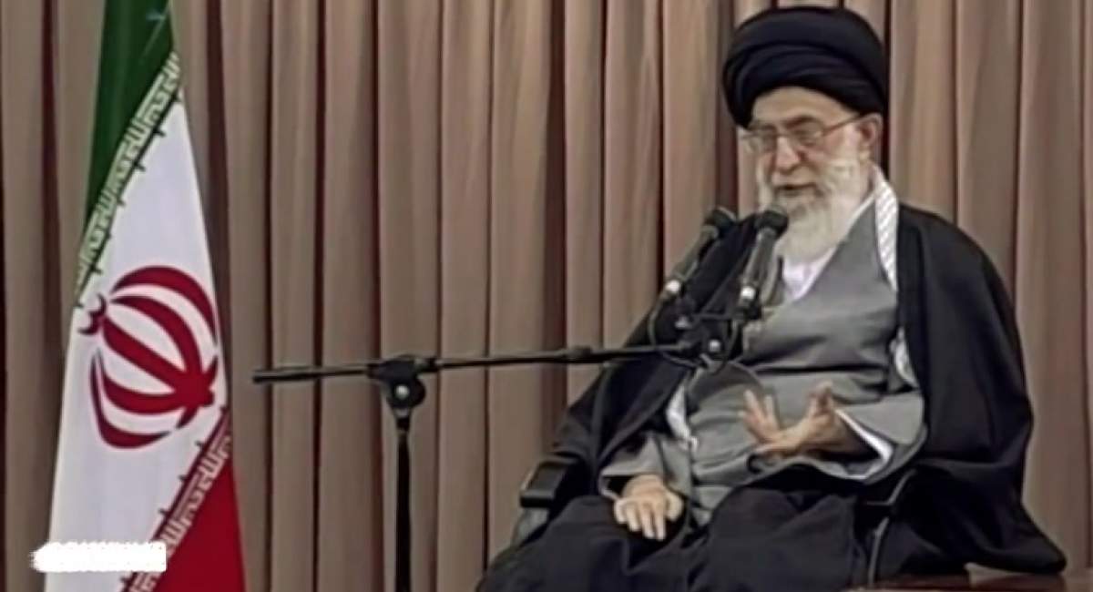 بصیرت خواص و حرکت عوام از نگاه رهبر شهید انقلاب  